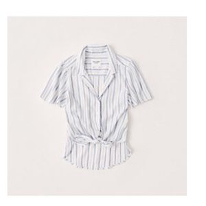 Abercrombie & Fitch flutter button up